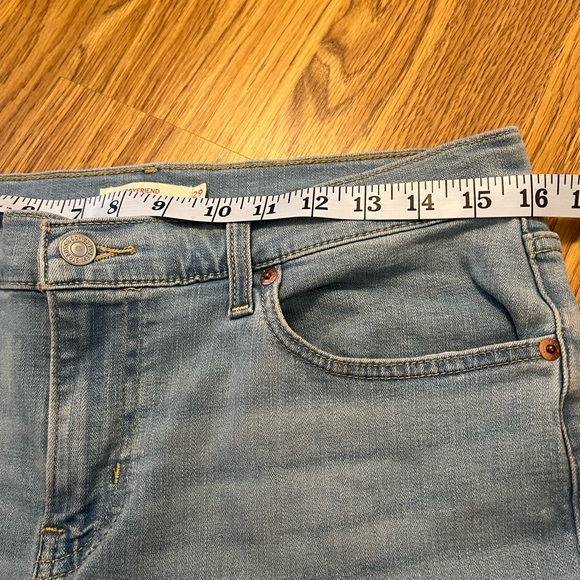 Classic Blue Women's mid rise boyfriend Jeans - Picture 11 of 14